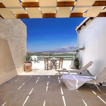 Serenity View - Traditional Village Apartment Kouses Buitenkant foto